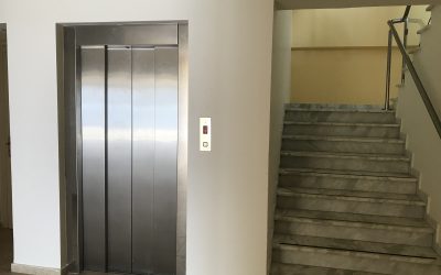Hotel elevators